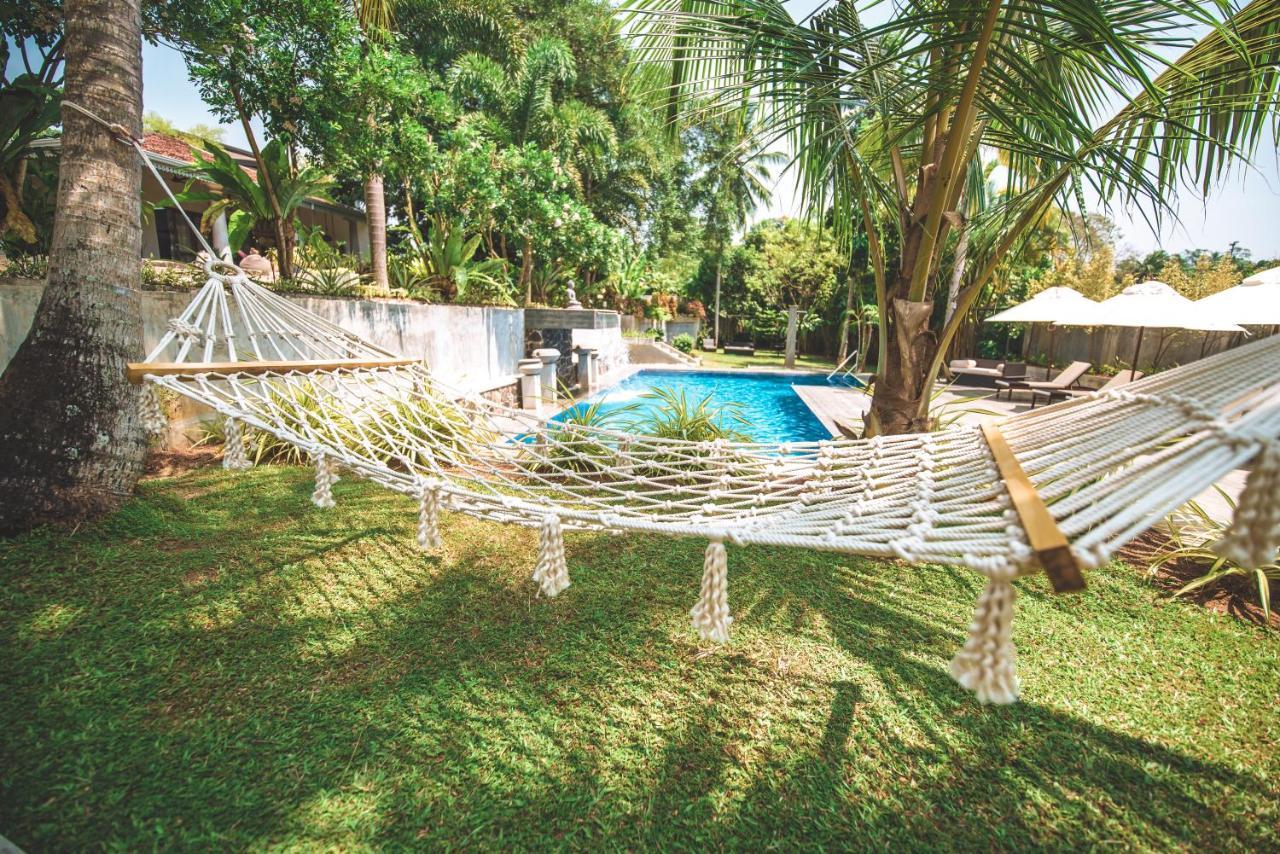 Tropical House - Jungleside Villa Hikkaduwa Buitenkant foto