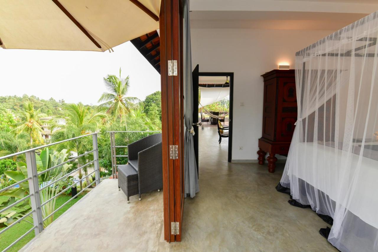 Tropical House - Jungleside Villa Hikkaduwa Buitenkant foto
