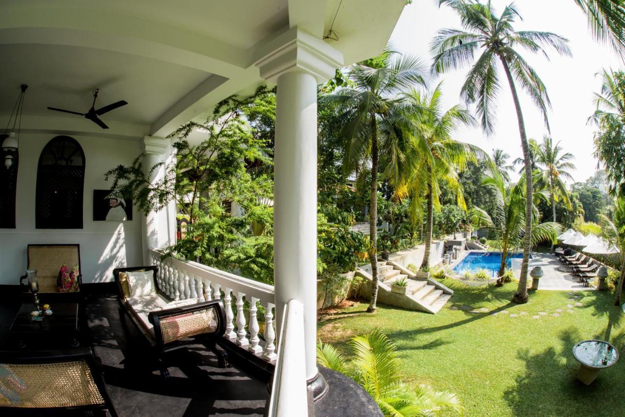 Tropical House - Jungleside Villa Hikkaduwa Buitenkant foto