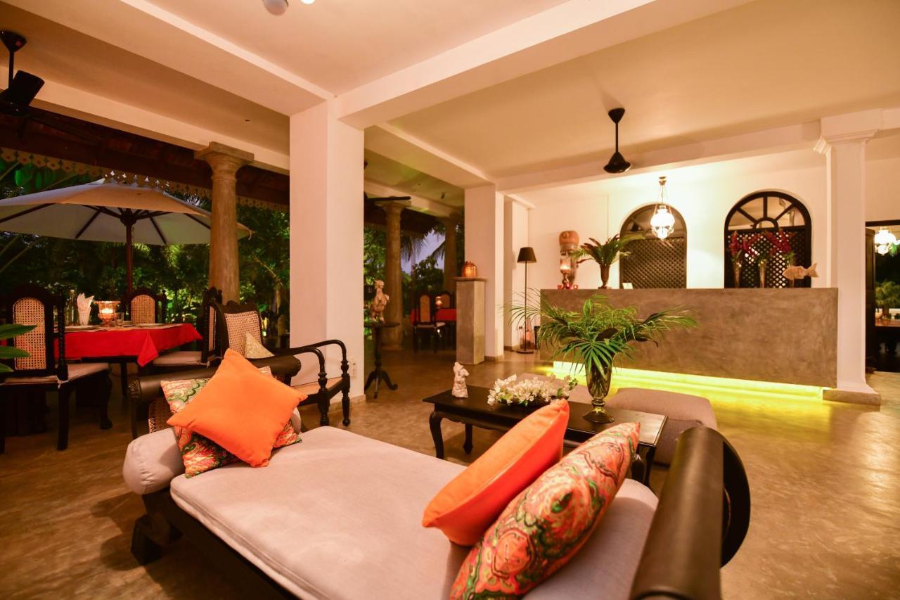 Tropical House - Jungleside Villa Hikkaduwa Buitenkant foto