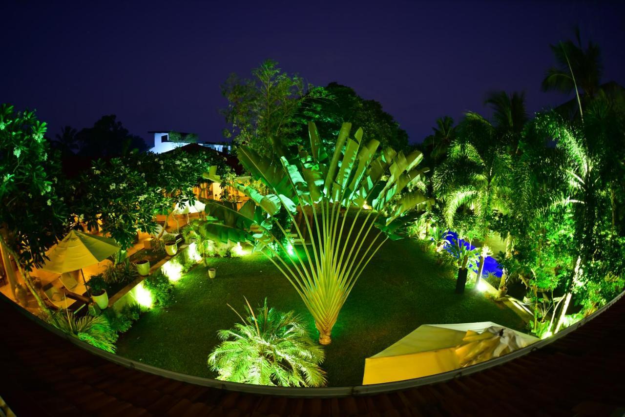 Tropical House - Jungleside Villa Hikkaduwa Buitenkant foto